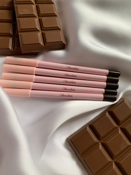 NAVAE Chocolate Lip Liner